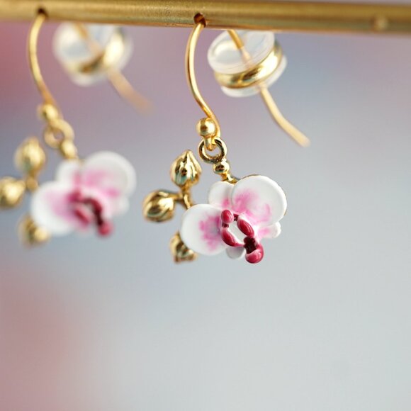 Pink orchid enamel earrings - Picture 3 of 9